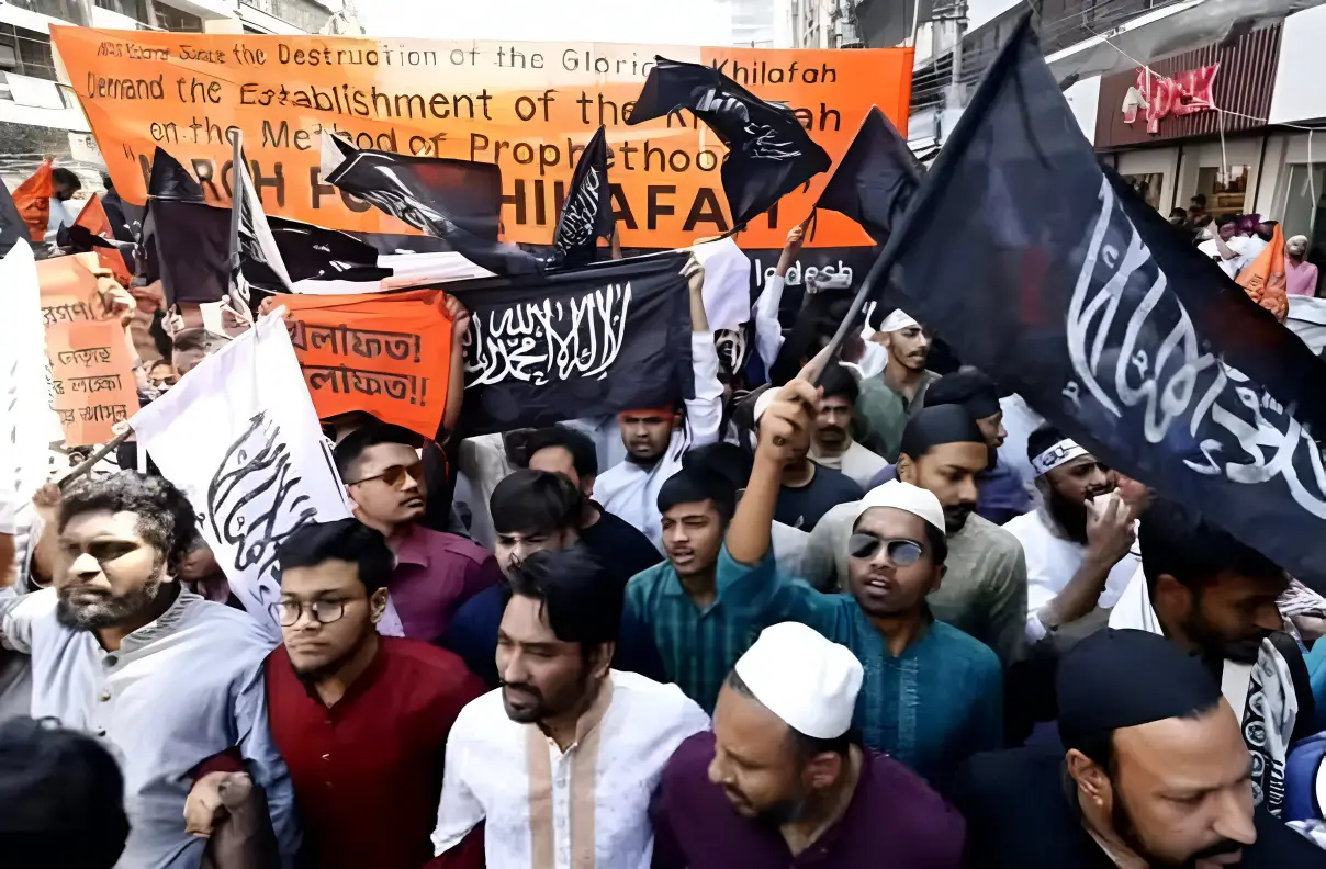 Terrorist-group-Hizbut-Tahrir-open-rally-photo